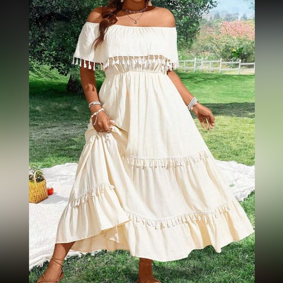 Boho burgundy plus size off shoulder tassel detail maxi dress - Picture 8 of 16